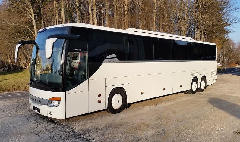 Nógrád: Buses hire in Balassagyarmat in Balassagyarmat and Hungary