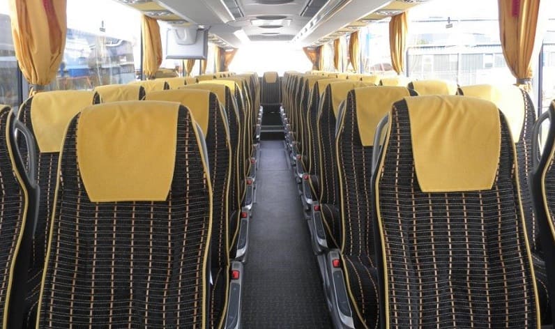 Hungary: Coaches reservation in Komárom-Esztergom in Komárom-Esztergom and Tatabánya